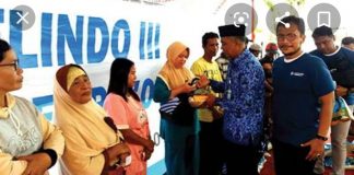 Pelindo III Santuni Korban Banjir Kali Lamong