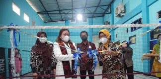 Politisi PDI P Lakukan Reses Di SMA Barunawati