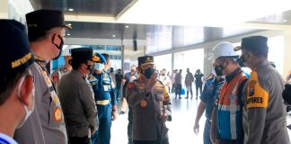 Kapolri Tinjau Kesiapan Arus Mudik Lebaran 2022 Pelabuhan Tanjung Perak