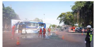 Bulan K3 Tahun 2024, Pelindo Regional Jawa Gelar Apel Bersama Dan Simulasi Bahaya Kebakaran