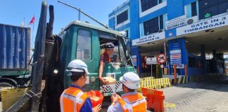 Pelindo Berbagai, TTL Bagikan Makanan Sehat
